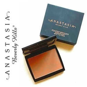 🆕️ Anastasia Beverly Hills Powder Bronzer